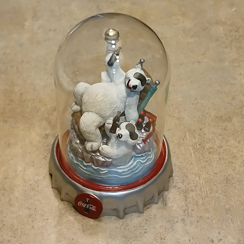 Coca Cola Polar Bear Globe - Ice Break